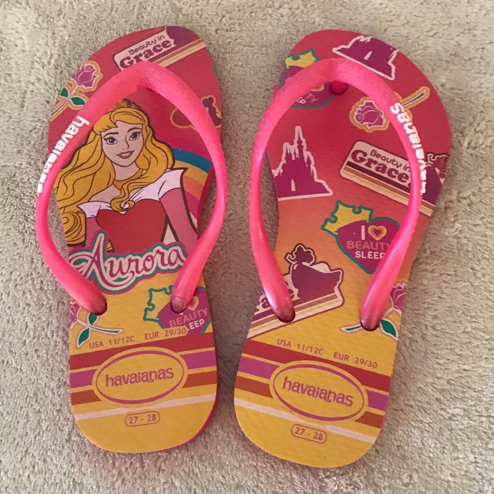 HAVAIANAS TODDLER SIZE 11/12 SLEEPING BEAUTY PRINCESS AURORA FLIP-FLOP SANDALS - Picture 2 of 3